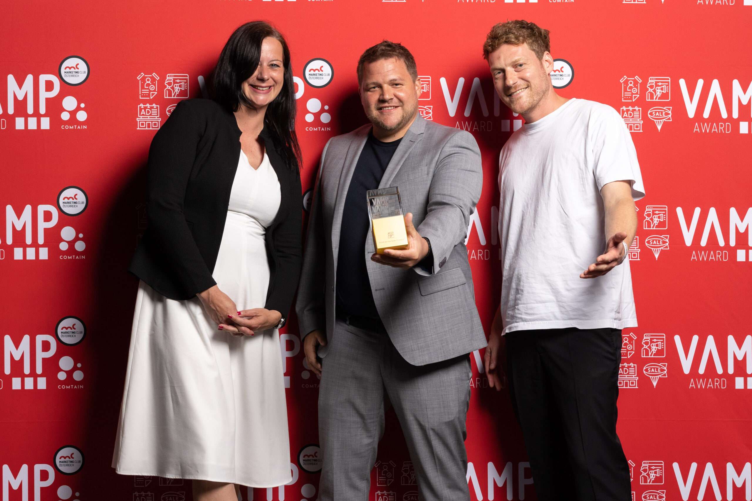 *02.2. G Vamp Award Pressewand - 3302