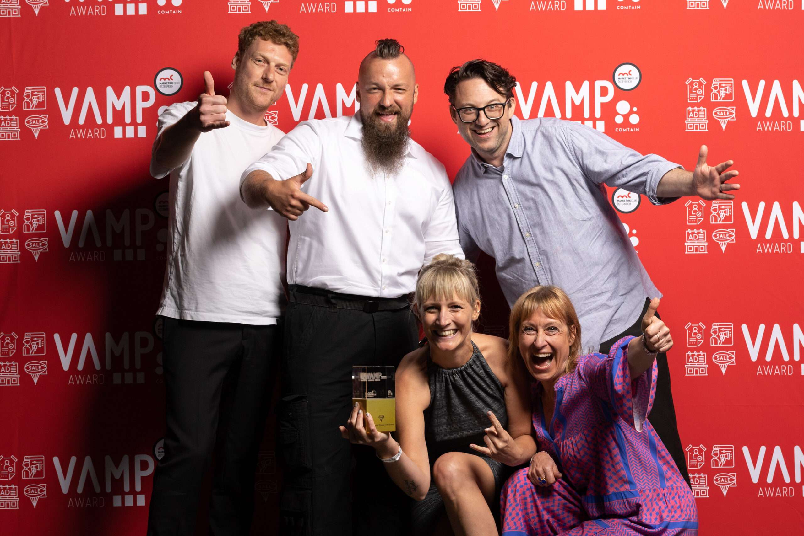 *04.1. G Vamp Award Pressewand - 3371