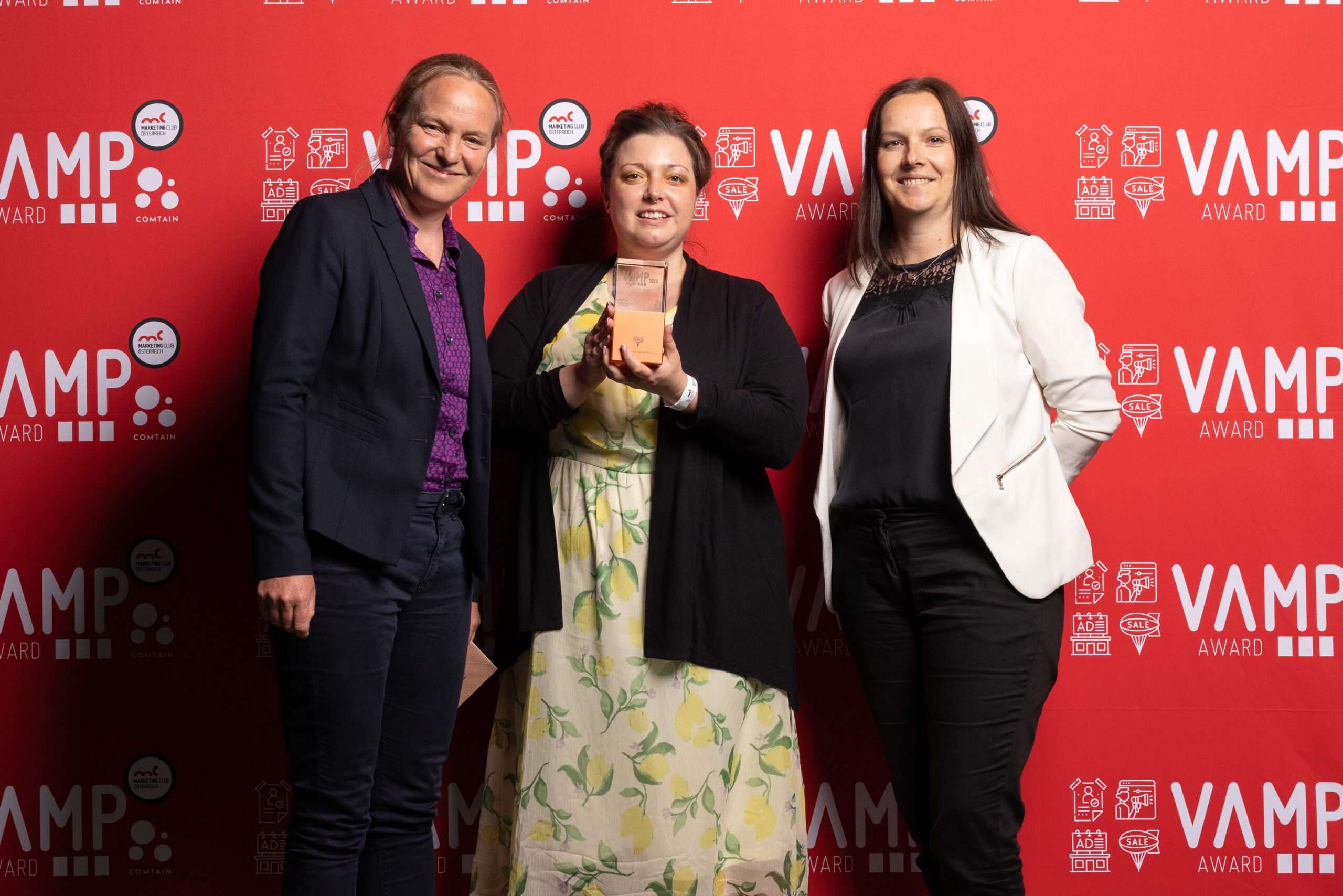 *04.2. B Vamp Award Pressewand - 3388