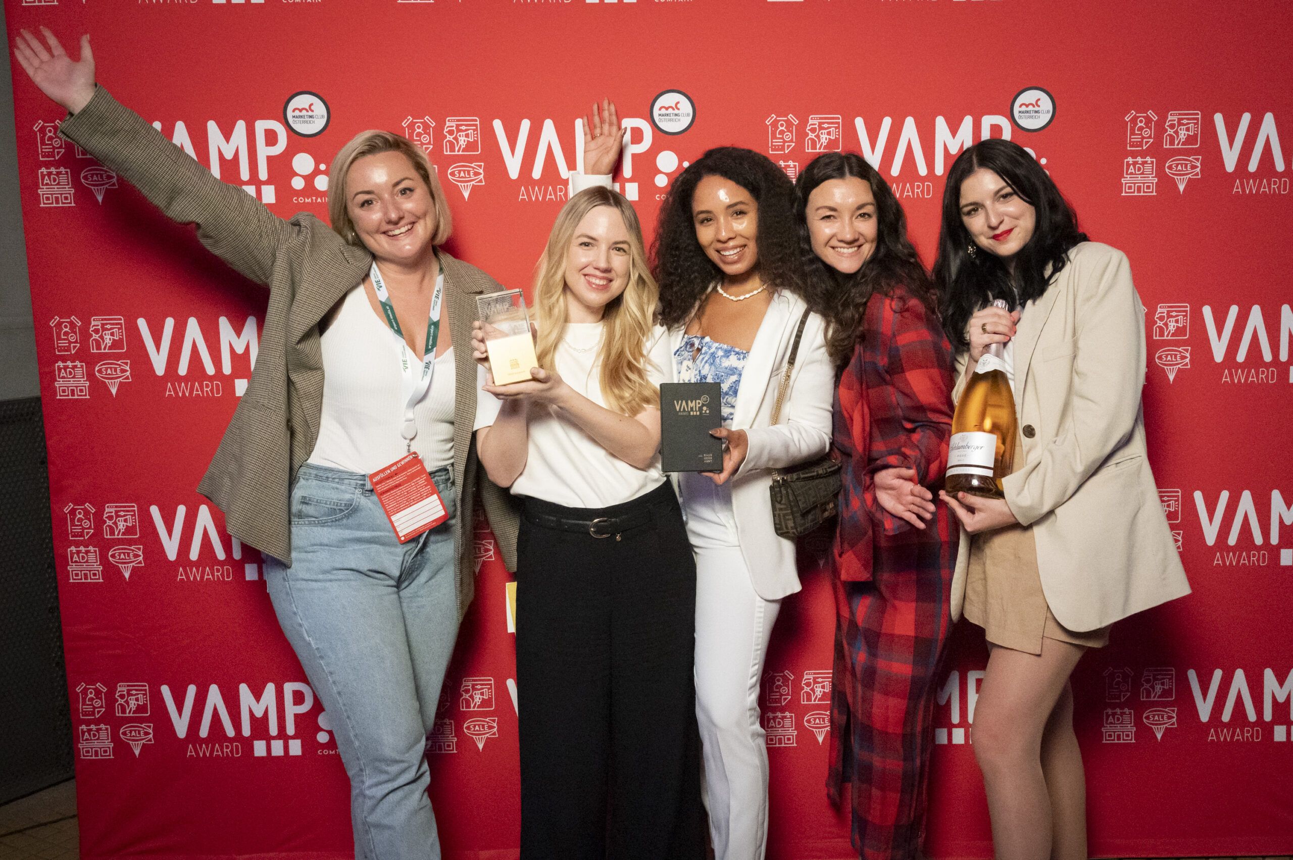 Kat 3_2_Gold_20240408_VAMP Award 2024_DOOH klassisch